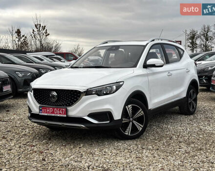 Белый МГ ZS EV, объемом двигателя 0 л и пробегом 36 тыс. км за 14000 $, фото 6 на Automoto.ua