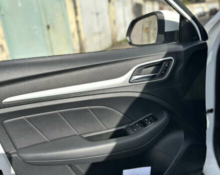 Білий МГ ZS EV, об'ємом двигуна 0 л та пробігом 50 тис. км за 14200 $, фото 28 на Automoto.ua