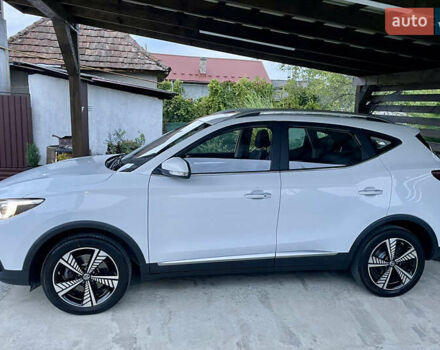 Белый МГ ZS EV, объемом двигателя 0 л и пробегом 45 тыс. км за 16999 $, фото 4 на Automoto.ua