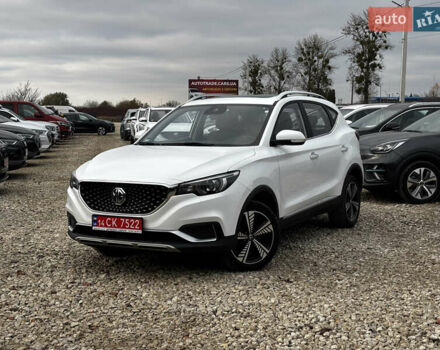 Белый МГ ZS EV, объемом двигателя 0 л и пробегом 45 тыс. км за 14300 $, фото 5 на Automoto.ua