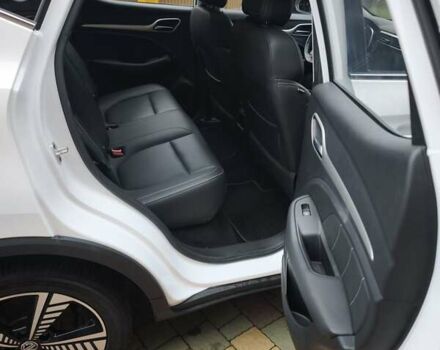Білий МГ ZS EV, об'ємом двигуна 0 л та пробігом 12 тис. км за 13700 $, фото 10 на Automoto.ua