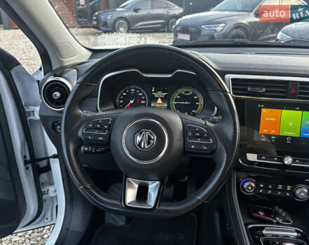 Білий МГ ZS EV, об'ємом двигуна 0 л та пробігом 70 тис. км за 13850 $, фото 25 на Automoto.ua
