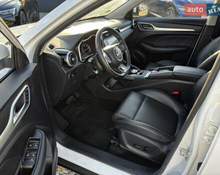 Белый МГ ZS EV, объемом двигателя 0 л и пробегом 34 тыс. км за 14100 $, фото 16 на Automoto.ua