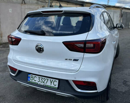 Білий МГ ZS EV, об'ємом двигуна 0 л та пробігом 50 тис. км за 14200 $, фото 2 на Automoto.ua