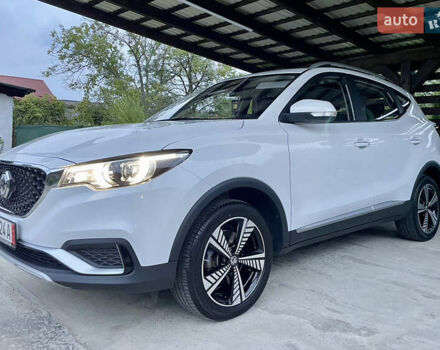 Белый МГ ZS EV, объемом двигателя 0 л и пробегом 45 тыс. км за 16999 $, фото 6 на Automoto.ua