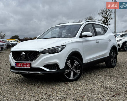 Білий МГ ZS EV, об'ємом двигуна 0 л та пробігом 42 тис. км за 14450 $, фото 14 на Automoto.ua