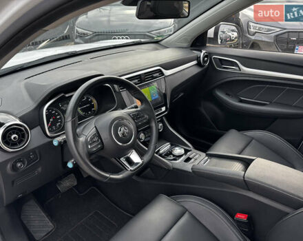 Белый МГ ZS EV, объемом двигателя 0 л и пробегом 45 тыс. км за 14300 $, фото 19 на Automoto.ua