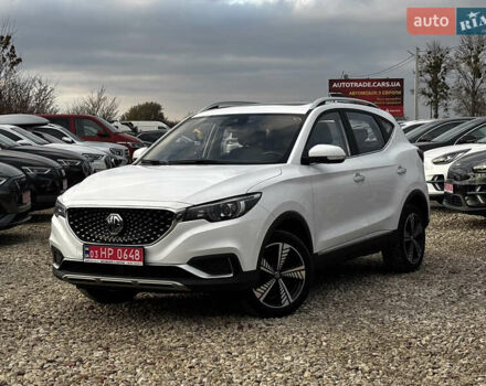 Белый МГ ZS EV, объемом двигателя 0 л и пробегом 57 тыс. км за 14100 $, фото 4 на Automoto.ua