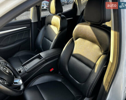 Белый МГ ZS EV, объемом двигателя 0 л и пробегом 34 тыс. км за 14100 $, фото 36 на Automoto.ua