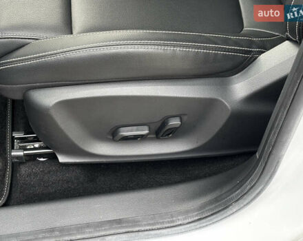 Белый МГ ZS EV, объемом двигателя 0 л и пробегом 45 тыс. км за 14300 $, фото 16 на Automoto.ua