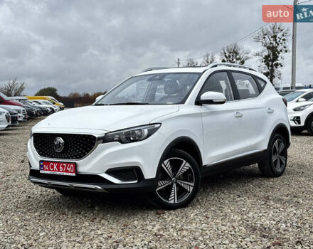 Білий МГ ZS EV, об'ємом двигуна 0 л та пробігом 42 тис. км за 14450 $, фото 16 на Automoto.ua