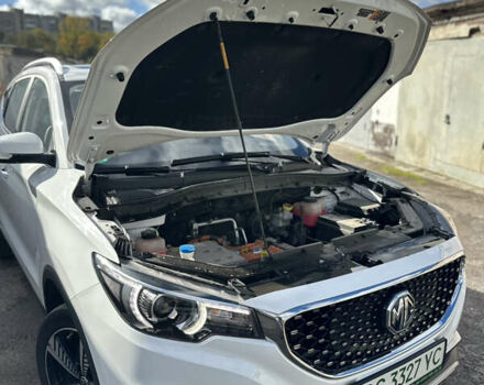 Білий МГ ZS EV, об'ємом двигуна 0 л та пробігом 50 тис. км за 14200 $, фото 22 на Automoto.ua