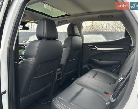 Белый МГ ZS EV, объемом двигателя 0 л и пробегом 36 тыс. км за 14000 $, фото 35 на Automoto.ua