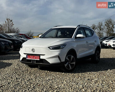 Белый МГ ZS EV, объемом двигателя 0 л и пробегом 46 тыс. км за 15999 $, фото 7 на Automoto.ua