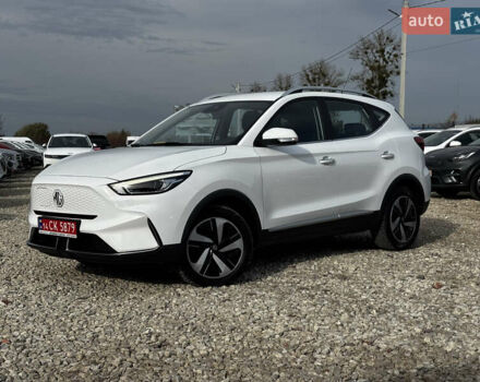 Белый МГ ZS EV, объемом двигателя 0 л и пробегом 57 тыс. км за 15999 $, фото 4 на Automoto.ua