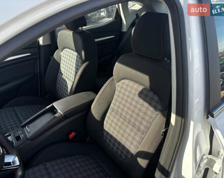 Белый МГ ZS EV, объемом двигателя 0 л и пробегом 46 тыс. км за 15999 $, фото 10 на Automoto.ua