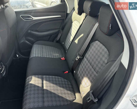 Белый МГ ZS EV, объемом двигателя 0 л и пробегом 46 тыс. км за 15999 $, фото 34 на Automoto.ua
