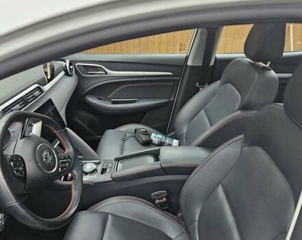 Белый МГ ZS EV, объемом двигателя 0 л и пробегом 45 тыс. км за 19900 $, фото 18 на Automoto.ua