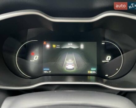 Белый МГ ZS EV, объемом двигателя 0 л и пробегом 32 тыс. км за 17969 $, фото 23 на Automoto.ua