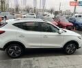 Белый МГ ZS EV, объемом двигателя 0 л и пробегом 32 тыс. км за 17969 $, фото 7 на Automoto.ua