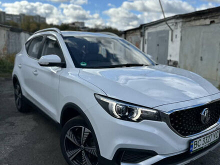 МГ ZS EV 2021 у Львові на Automoto.ua Білий МГ ZS EV, об'ємом двигуна 0 л та пробігом 50 тис. км за 14200 $, фото 1 на Automoto.ua
