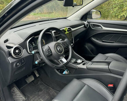 Чорний МГ ZS EV, об'ємом двигуна 0 л та пробігом 28 тис. км за 15000 $, фото 9 на Automoto.ua