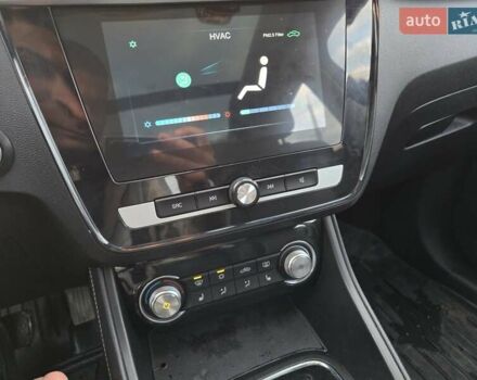 Чорний МГ ZS EV, об'ємом двигуна 0 л та пробігом 182 тис. км за 13200 $, фото 47 на Automoto.ua