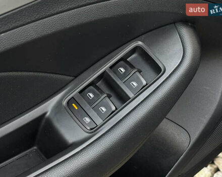 Черный МГ ZS EV, объемом двигателя 0 л и пробегом 73 тыс. км за 13900 $, фото 14 на Automoto.ua