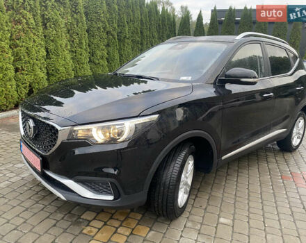 Черный МГ ZS EV, объемом двигателя 0 л и пробегом 53 тыс. км за 13700 $, фото 2 на Automoto.ua
