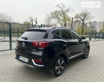 Чорний МГ ZS EV, об'ємом двигуна 0 л та пробігом 48 тис. км за 15800 $, фото 4 на Automoto.ua