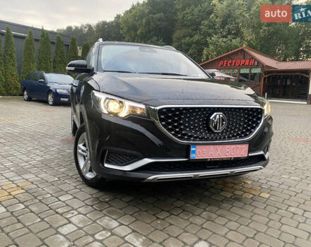 Черный МГ ZS EV, объемом двигателя 0 л и пробегом 53 тыс. км за 13700 $, фото 7 на Automoto.ua