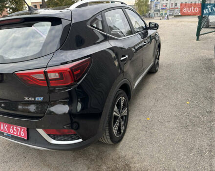 Черный МГ ZS EV, объемом двигателя 0 л и пробегом 98 тыс. км за 13500 $, фото 3 на Automoto.ua