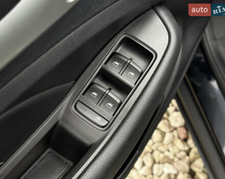 Черный МГ ZS EV, объемом двигателя 0 л и пробегом 84 тыс. км за 13400 $, фото 12 на Automoto.ua