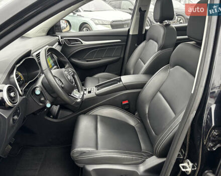 Черный МГ ZS EV, объемом двигателя 0 л и пробегом 84 тыс. км за 13400 $, фото 15 на Automoto.ua