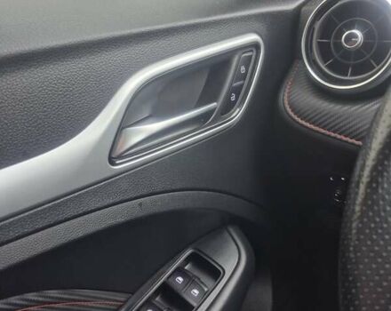 Чорний МГ ZS EV, об'ємом двигуна 0 л та пробігом 59 тис. км за 17499 $, фото 24 на Automoto.ua