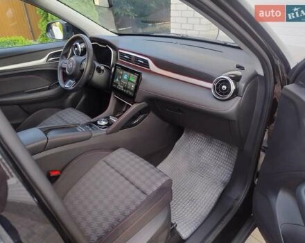 Черный МГ ZS EV, объемом двигателя 0 л и пробегом 14 тыс. км за 16400 $, фото 17 на Automoto.ua