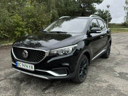 Черный МГ ZS EV, объемом двигателя 0 л и пробегом 42 тыс. км за 15000 $, фото 1 на Automoto.ua