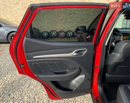 Красный МГ ZS EV, объемом двигателя 0 л и пробегом 77 тыс. км за 14299 $, фото 27 на Automoto.ua