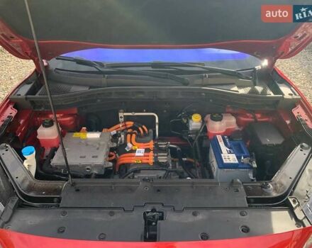 Красный МГ ZS EV, объемом двигателя 0 л и пробегом 77 тыс. км за 14299 $, фото 39 на Automoto.ua