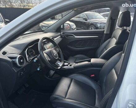 МГ ZS EV, объемом двигателя 0 л и пробегом 70 тыс. км за 13850 $, фото 17 на Automoto.ua