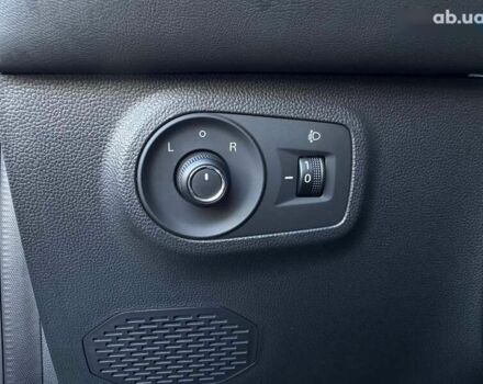 МГ ZS EV, объемом двигателя 0 л и пробегом 63 тыс. км за 16800 $, фото 6 на Automoto.ua