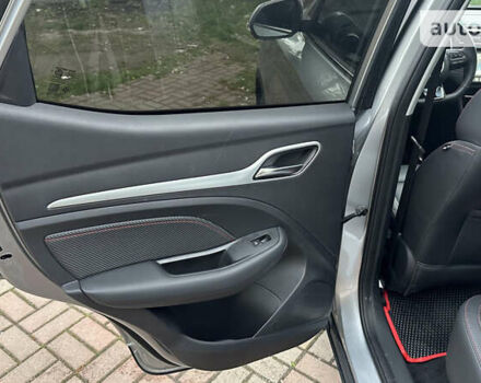 Серый МГ ZS EV, объемом двигателя 0 л и пробегом 25 тыс. км за 18000 $, фото 5 на Automoto.ua