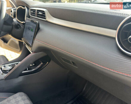 Серый МГ ZS EV, объемом двигателя 0 л и пробегом 28 тыс. км за 17900 $, фото 13 на Automoto.ua