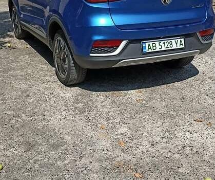 Синий МГ ZS EV, объемом двигателя 0 л и пробегом 70 тыс. км за 13700 $, фото 2 на Automoto.ua