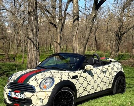 Білий Міні Cabrio, об'ємом двигуна 1.6 л та пробігом 120 тис. км за 10000 $, фото 2 на Automoto.ua