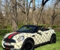 Білий Міні Cabrio, об'ємом двигуна 1.6 л та пробігом 120 тис. км за 10000 $, фото 2 на Automoto.ua