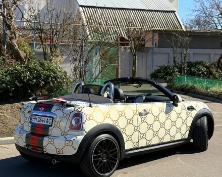 Білий Міні Cabrio, об'ємом двигуна 1.6 л та пробігом 120 тис. км за 10000 $, фото 11 на Automoto.ua