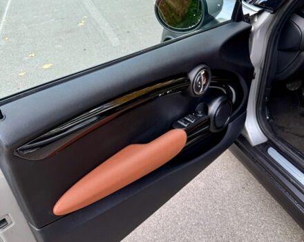 Сірий Міні Cabrio, об'ємом двигуна 2 л та пробігом 14 тис. км за 29900 $, фото 19 на Automoto.ua