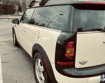 Белый Мини Клабмен, объемом двигателя 1.6 л и пробегом 117 тыс. км за 7800 $, фото 5 на Automoto.ua