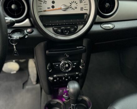 Белый Мини Клабмен, объемом двигателя 1.6 л и пробегом 200 тыс. км за 8199 $, фото 6 на Automoto.ua